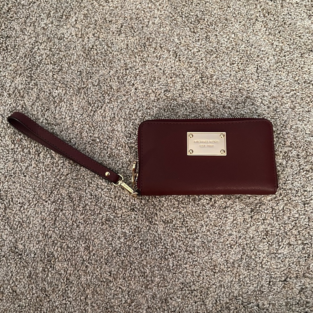 Michael Kors Wristlet Wallet Maroon